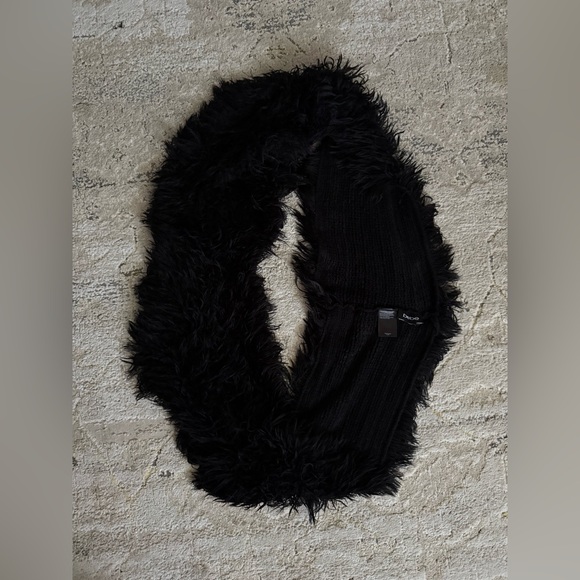 Bebe Faux Fur Long Infinity Scarf - Picture 5 of 8